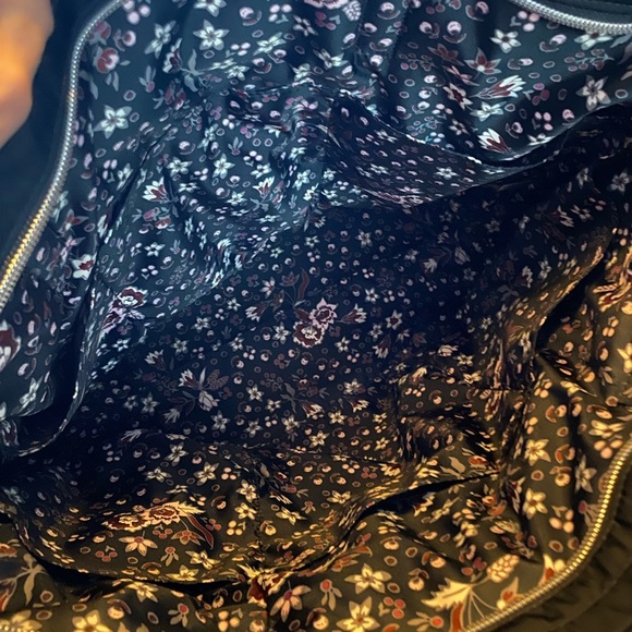 New Black Vera Bradley bag. Never been used. Shoulder or tote offers welcome - Picture 6 of 15